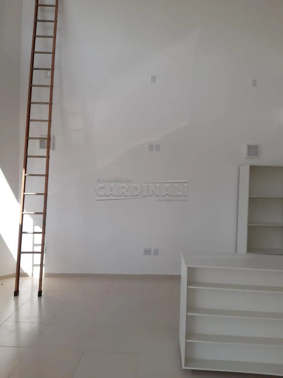 Comercial Prédio em Brotas - Foto 4