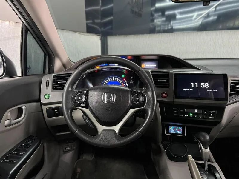 Honda Civic Sedan LXS 1.8/1.8 Flex 16V Aut. 4p, foto 10 de 20