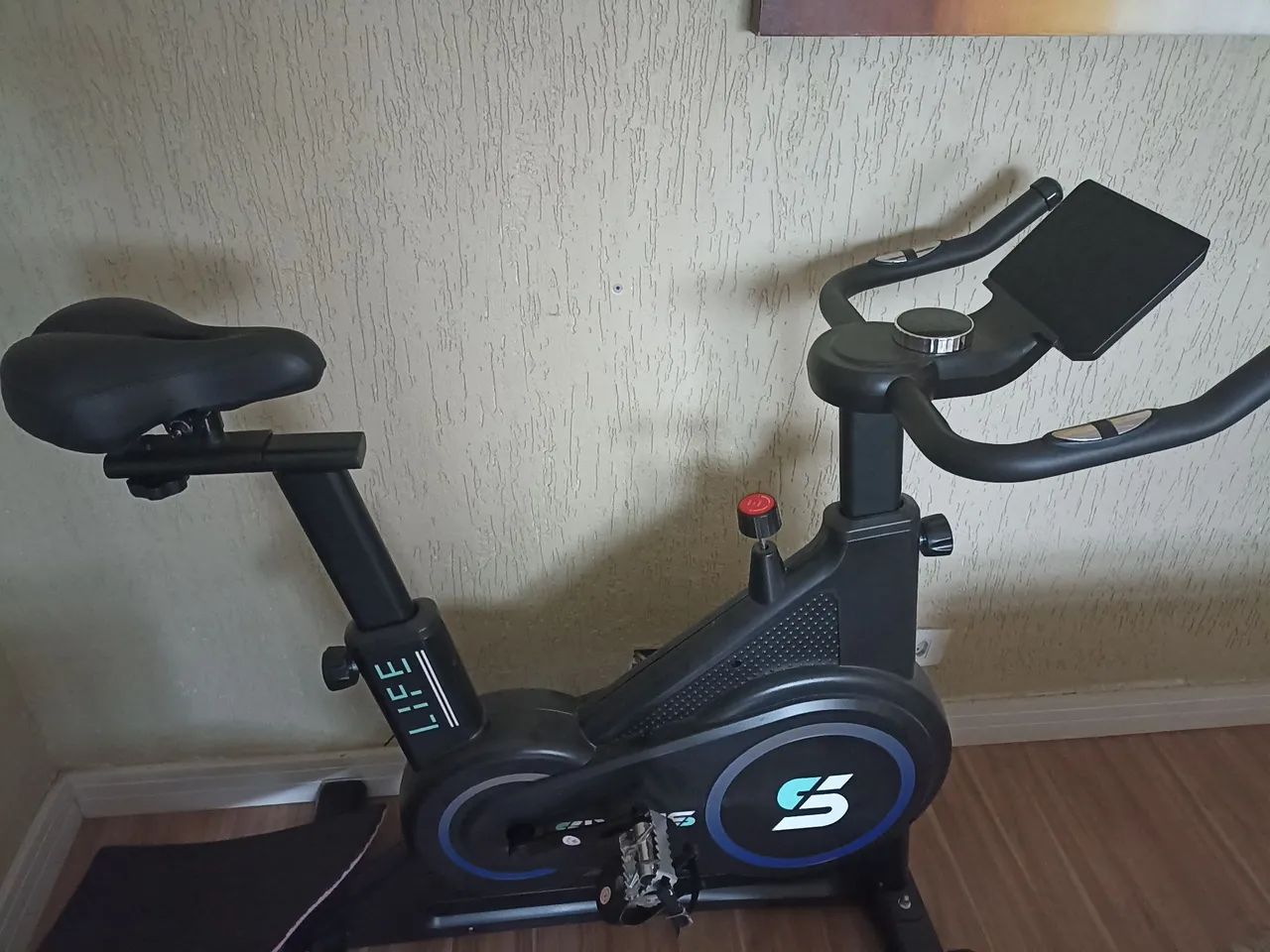Bicicleta ergométrica magnética com bluetooth 
