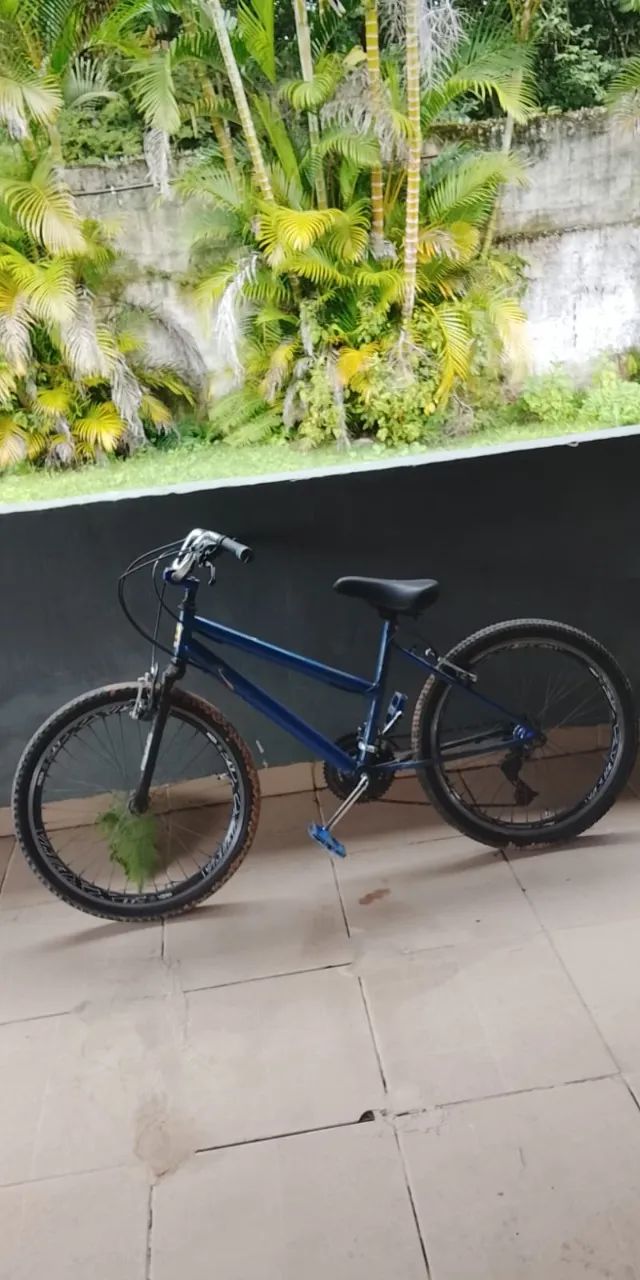 Vender-se bicicleta muito bom , poder chamar contato whatsapp *, só débito - Foto 3