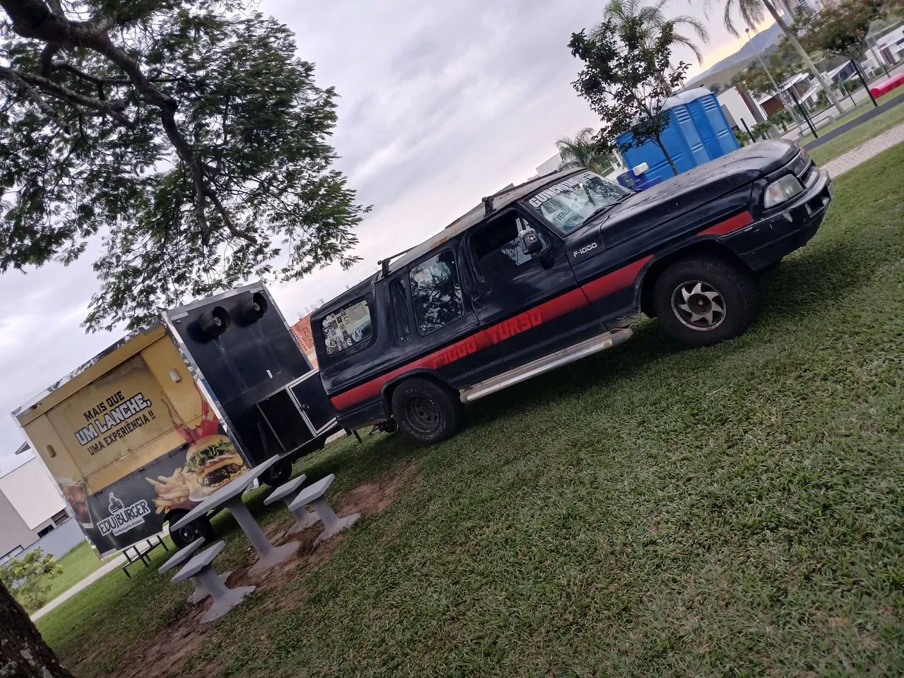 Ford F-1000 1991