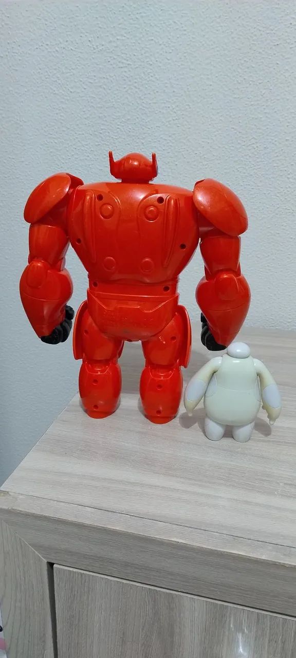 2 Bonecos Big Hero Baymax - Bandai - Foto 4