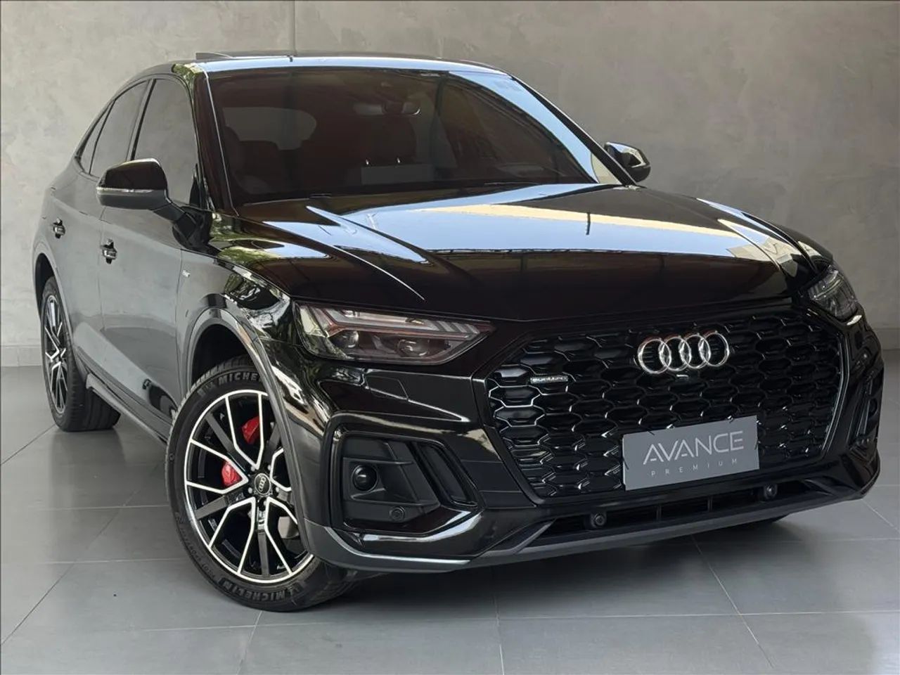 Audi Q5 Spb. S-line Black 2.0 TFSI Qua.s-tron 2022