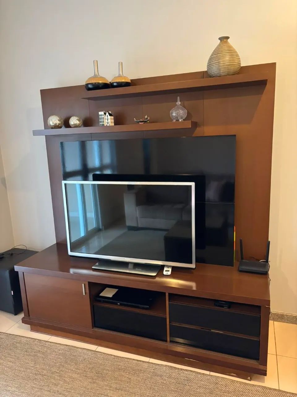 PAINEL DE TV