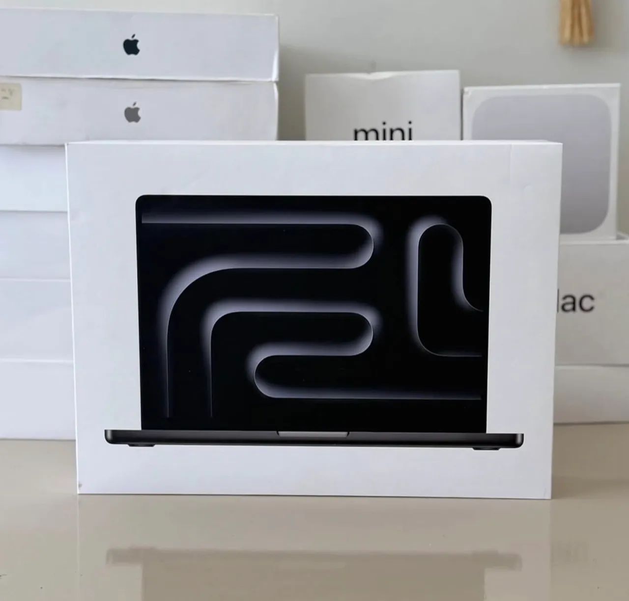 MacBook Pro M5 14.2 2025