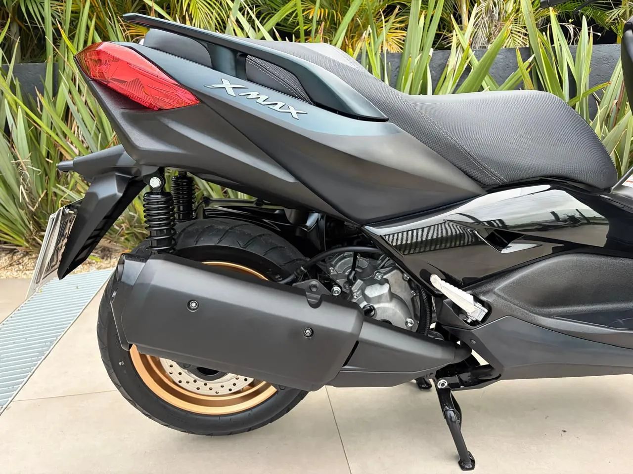 YAMAHA XMAX 250 24/24 - Foto 4