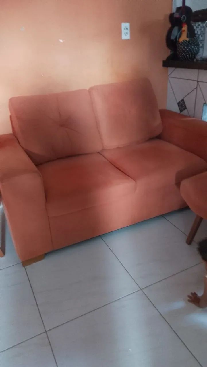 Sofá e duas poltronas e puff - Foto 3