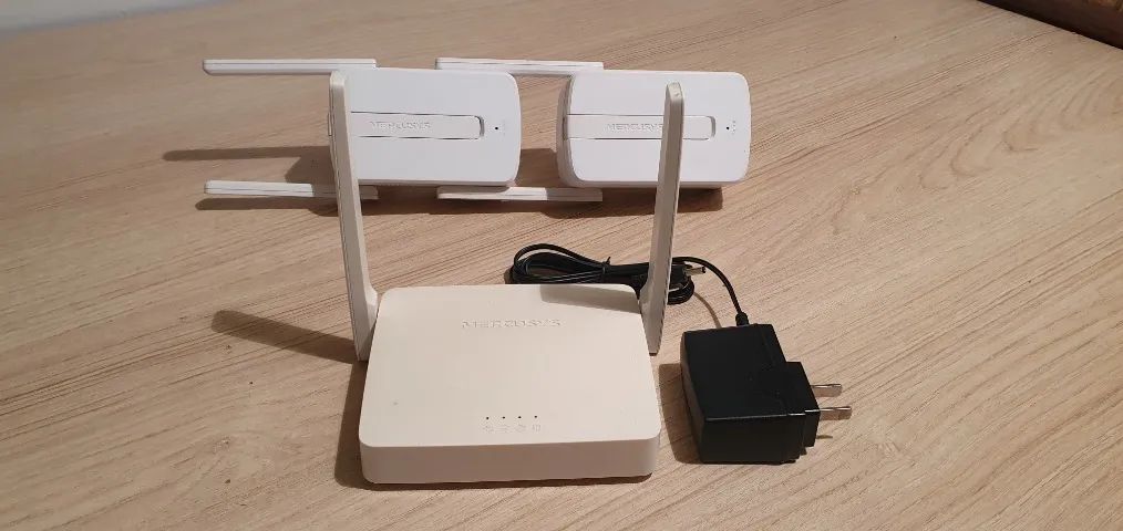 Kit 1 roteador + 2 repetidores de sinal Mercusys