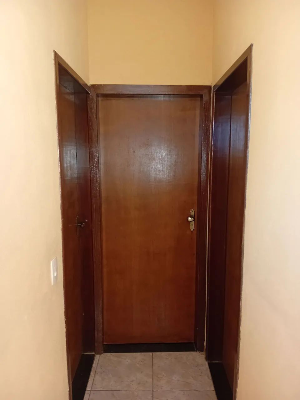 Alugo quarto para rapazes - Foto 3