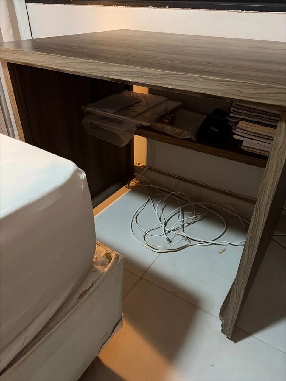 Escrivaninha de MDF  - Foto 2