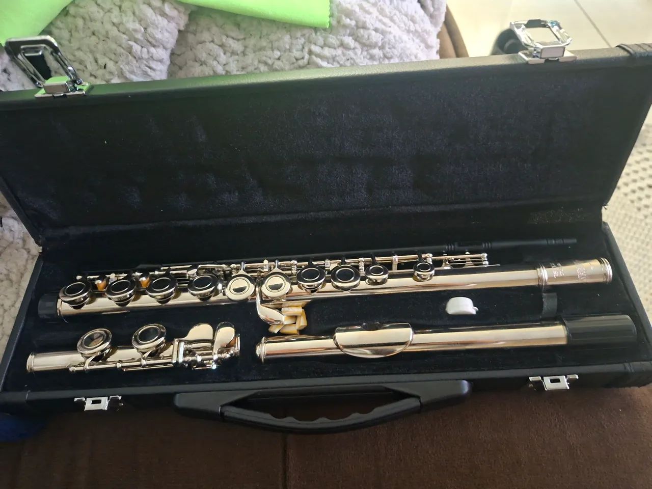 Flauta transversal yamaha 
