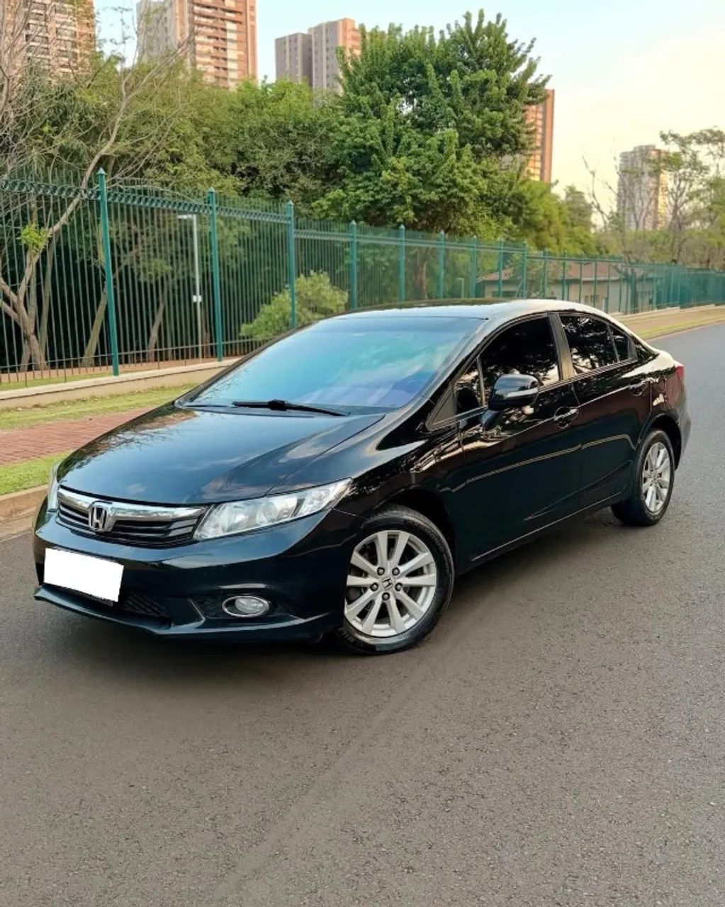 Honda Civic Civic Sedan LXR 2.0 Flexone 16V Aut. 4p 2014