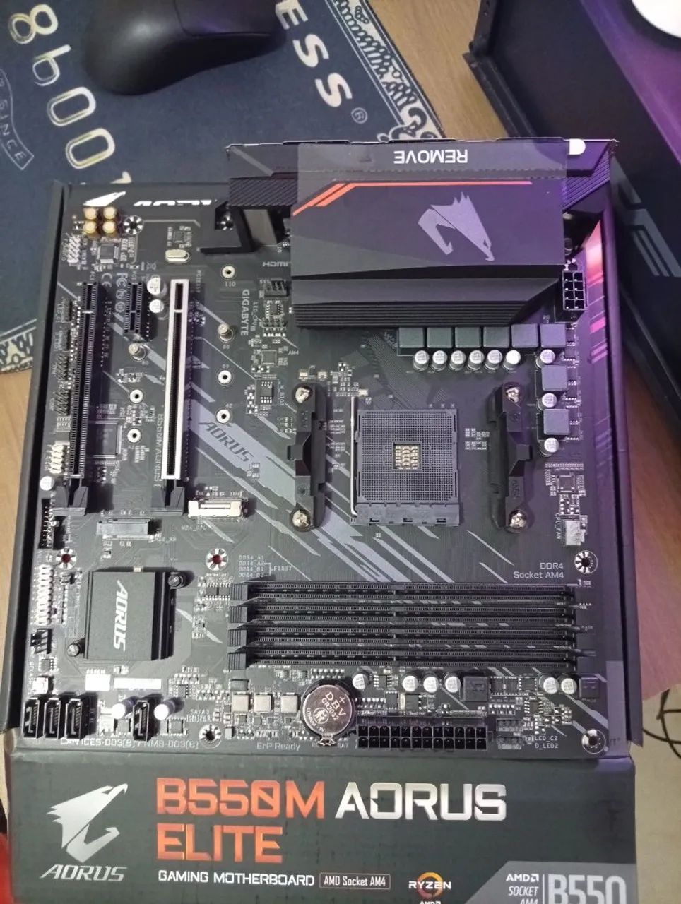 Placa Mãe B550M Aorus Elite - Foto 3