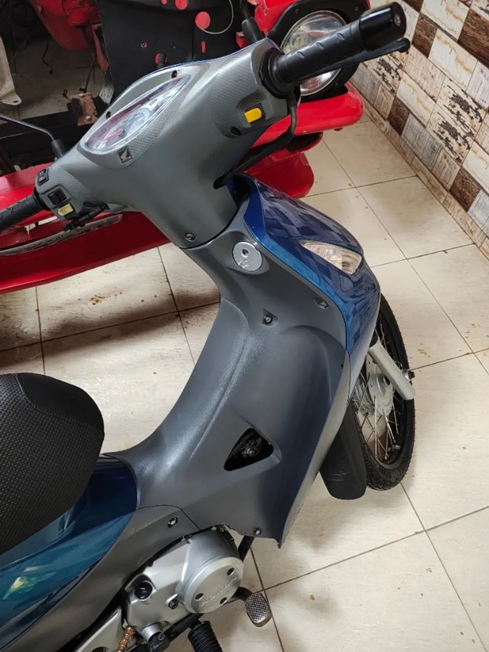 Biz 125 ES