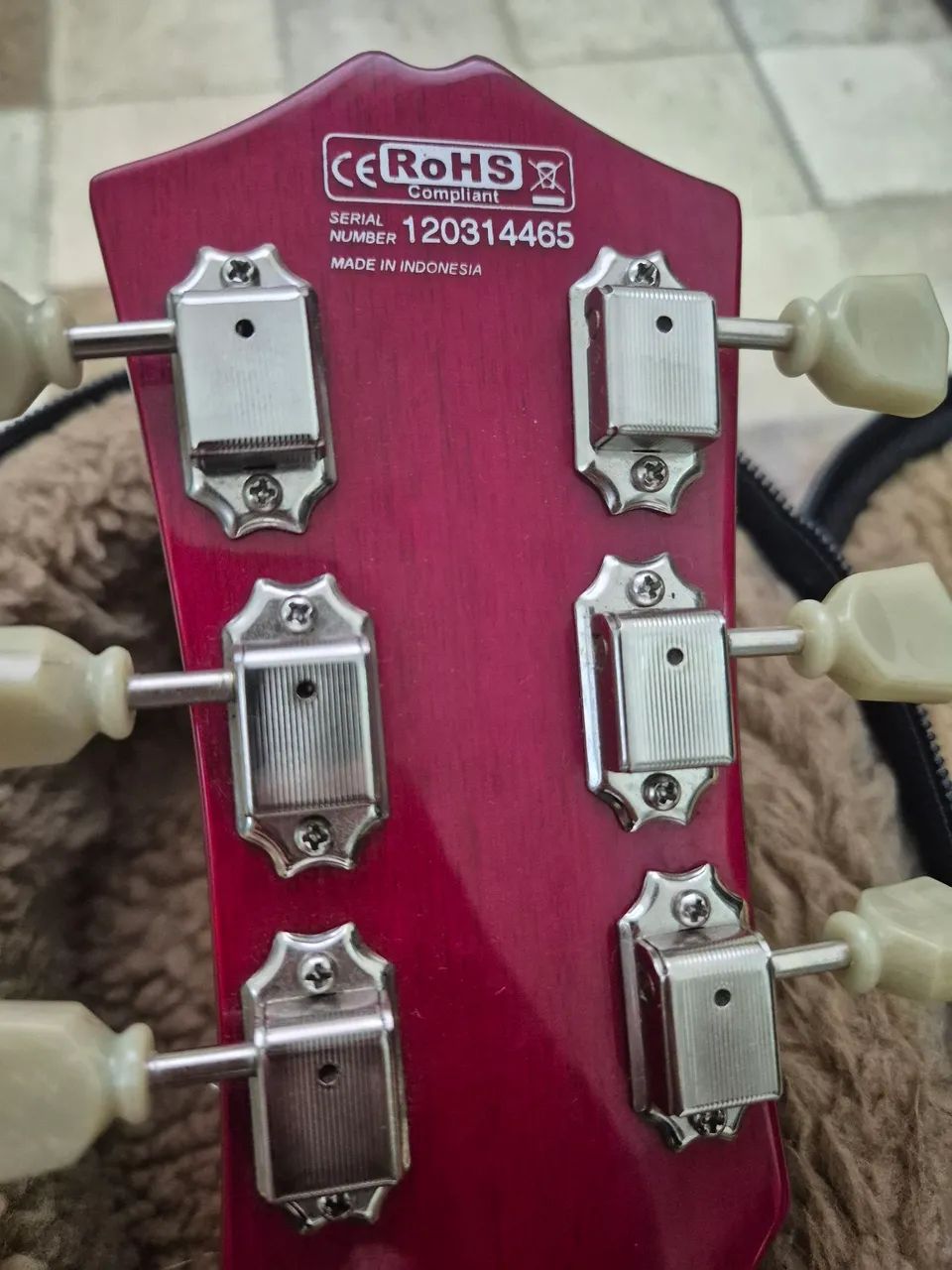 Kit Guitarra Cort CR250 com case Solid Sound e Cubo Peavey Backstage II - Foto 3