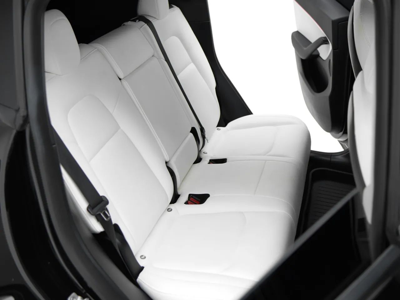 Tesla Model Y Performance, foto 8 de 16