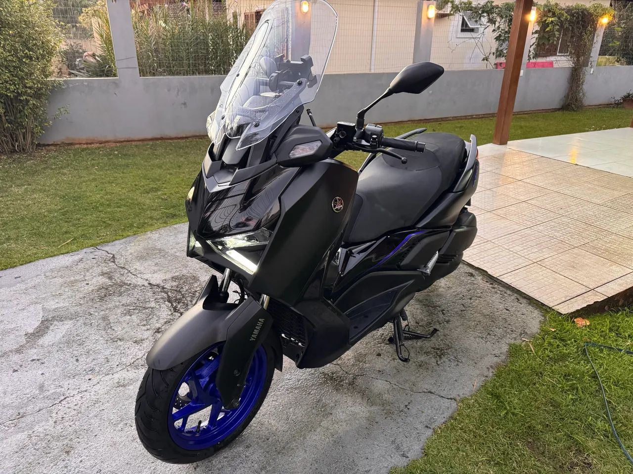 Vendo Xmaxx 300 baixa KM - Foto 5
