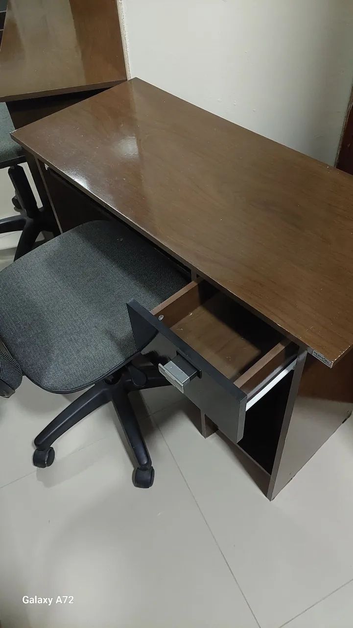 Mesa e cadeira para computador  - Foto 2