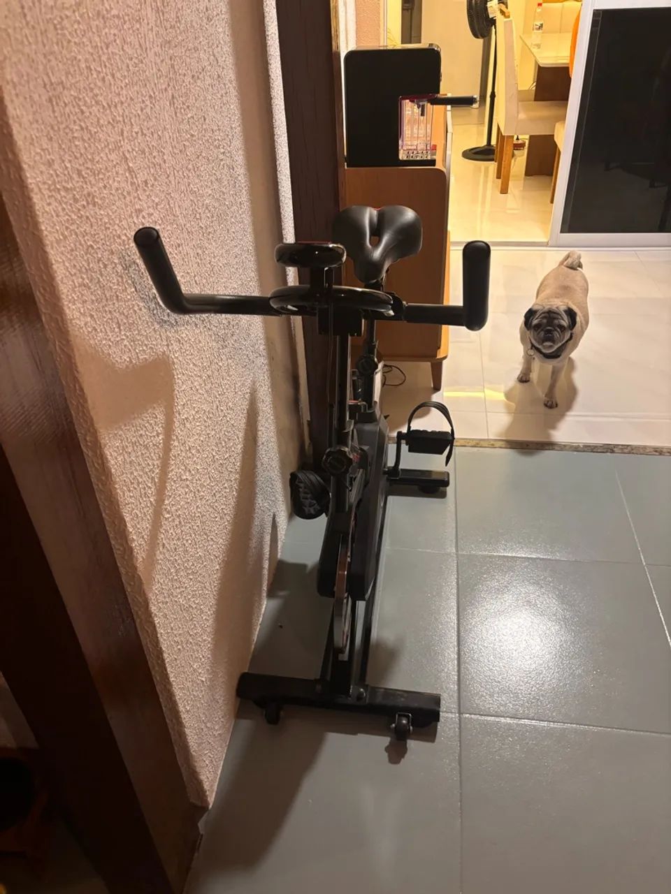 Bicicleta Ergométrica Spinning - Praticamente Nova - Apenas 2 Usos - Foto 2
