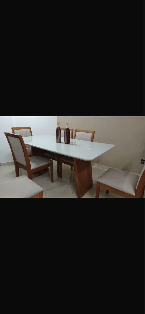 MESA 6 cadeiras maciças, base laqueada . Em ótimo estado! - Foto 2