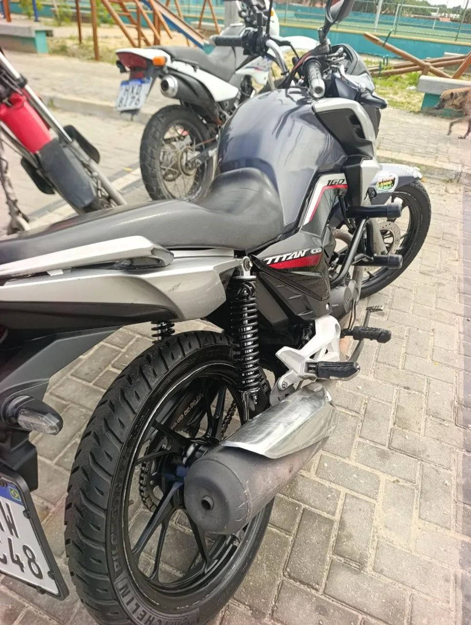 Vendo Titan 2023  - Foto 3