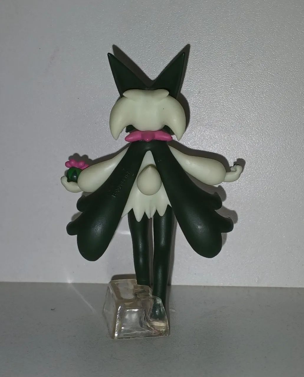 BONECO ACTION FIGURE MINIATURA POKEMON MEOWSCARADA SCALE WORLD - Foto 2