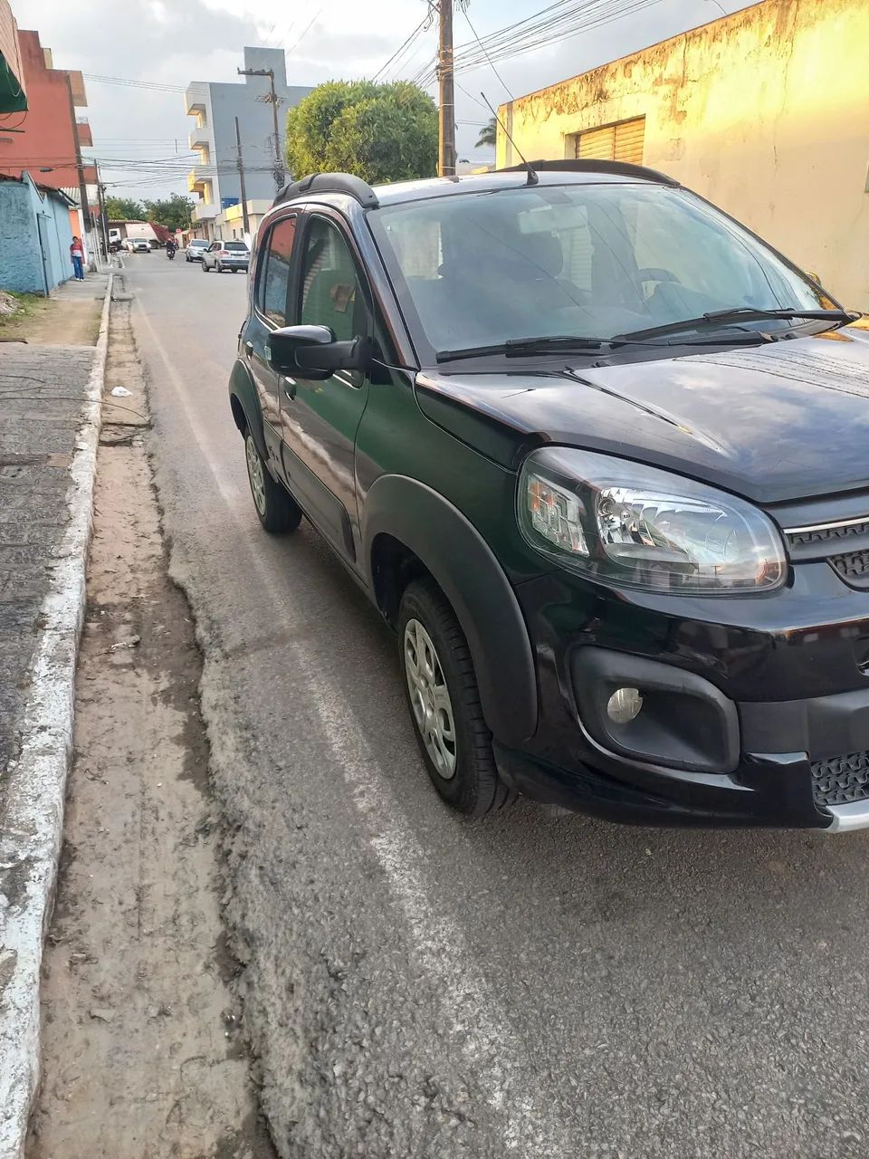 Fiat Uno WAY 1.0 Flex 6V 5P 2017 - Foto 2