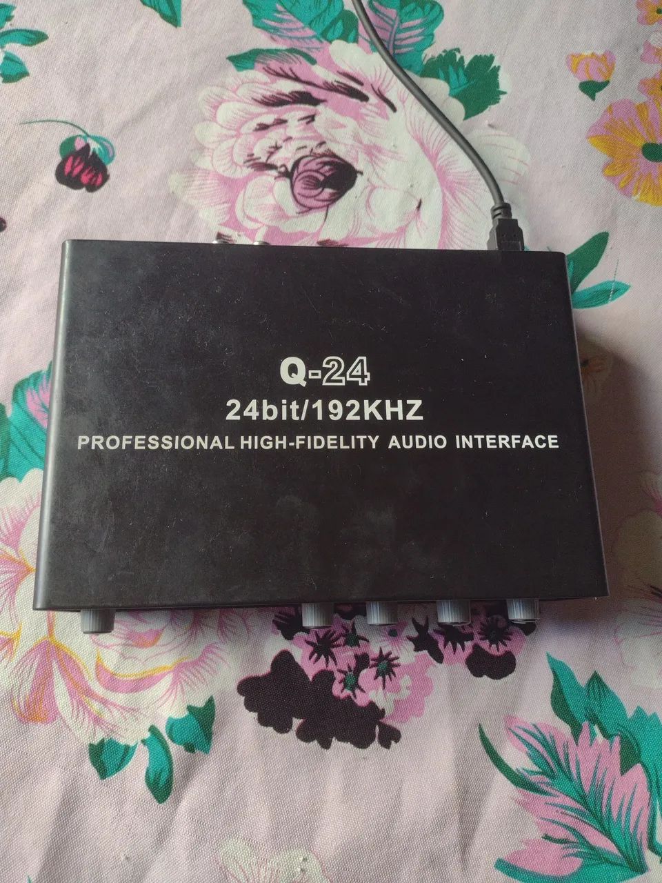 interface de áudio teyn q 24