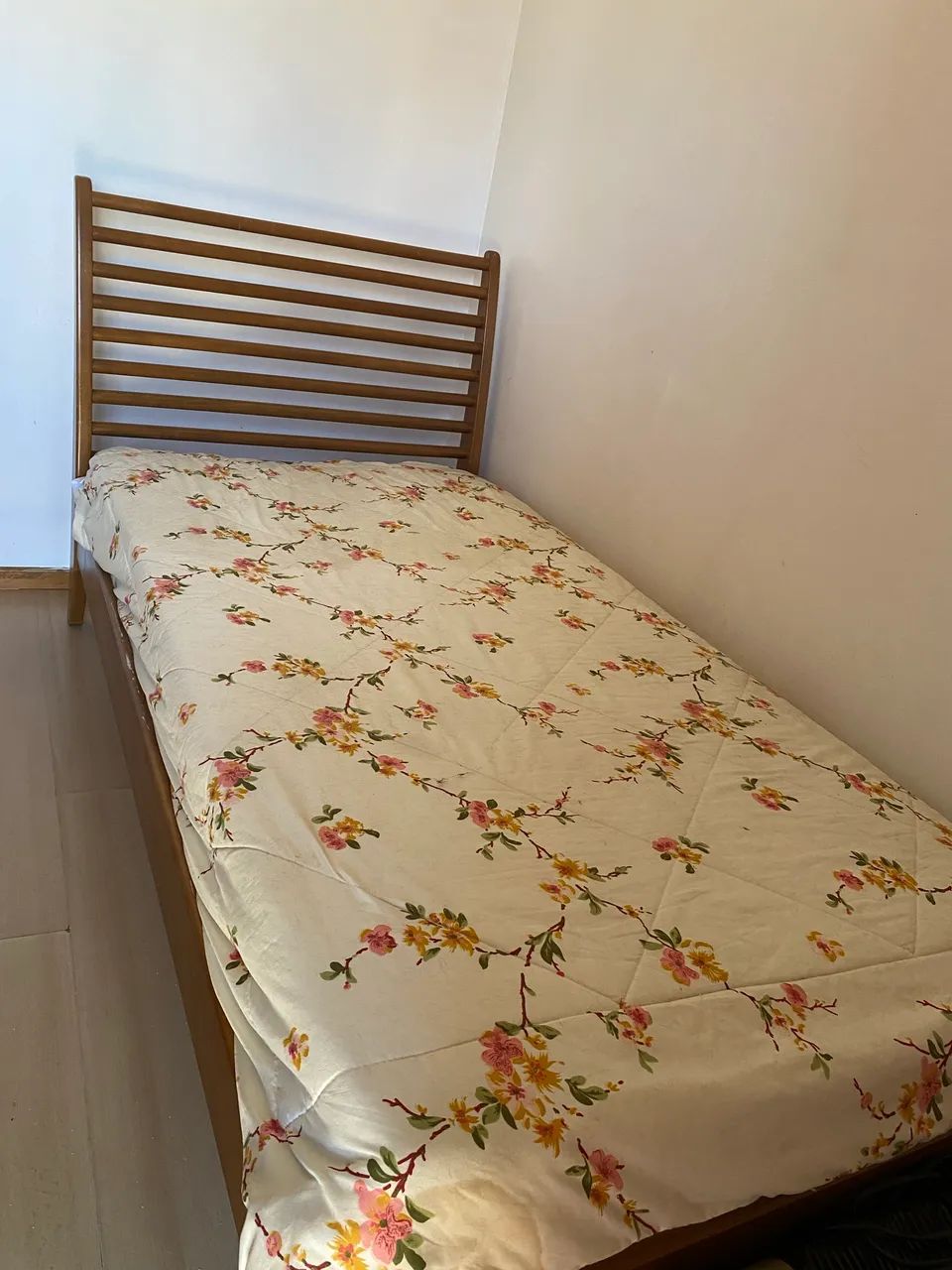 cama de solteiro 