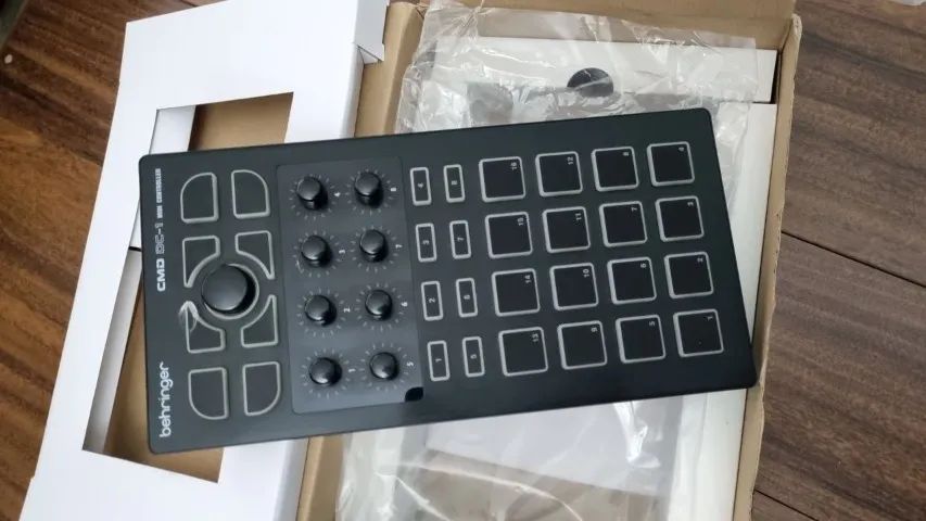 CONTROLADOR CMD DC-1 BEHRINGER DJs  - Foto 3