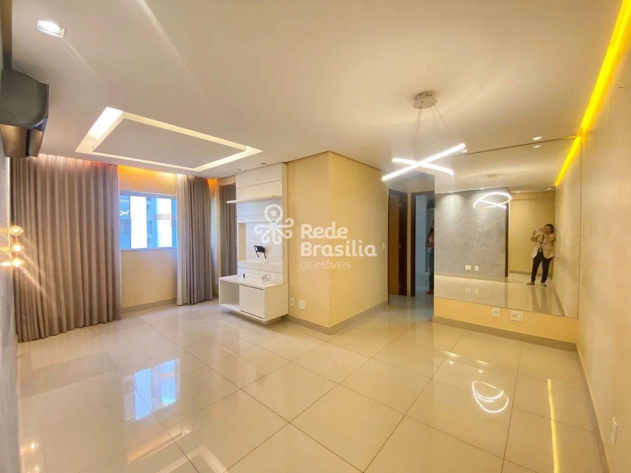 Alugo apartamento 2 quartos reformado  - Foto 2