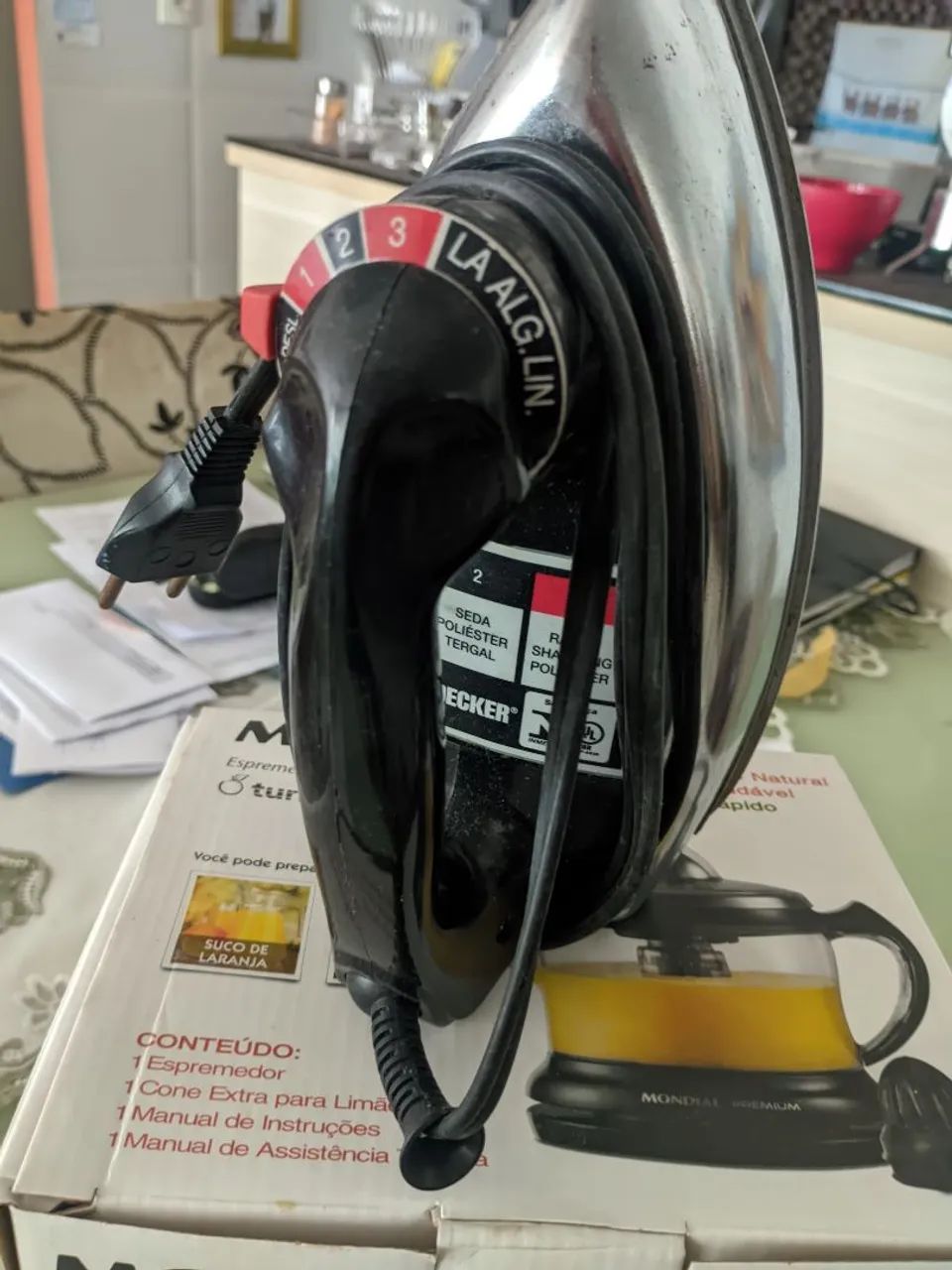 Ferro passar Black Decker modelo clássico  - Foto 2