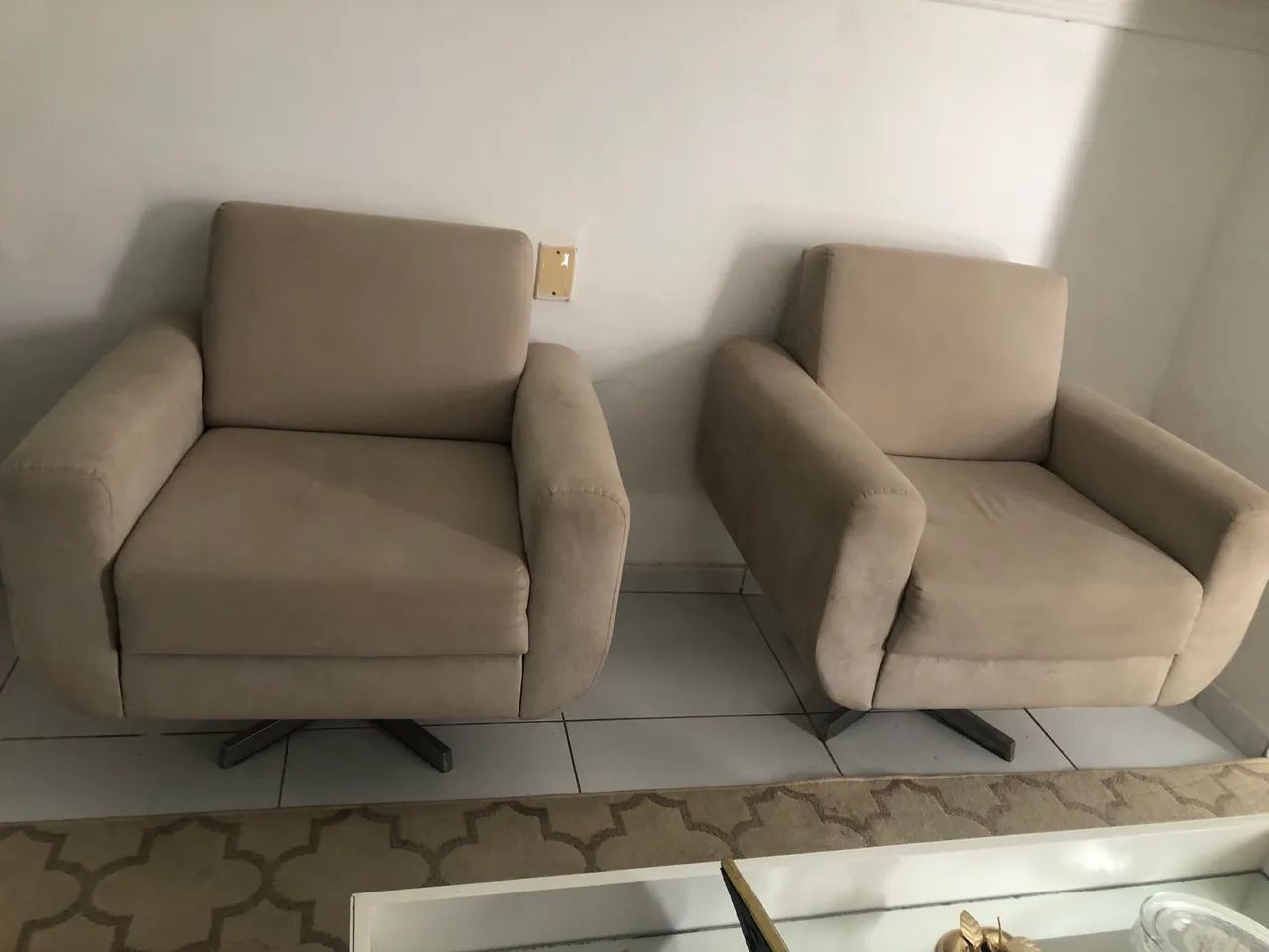 Cadeira de sala giratória de inox 