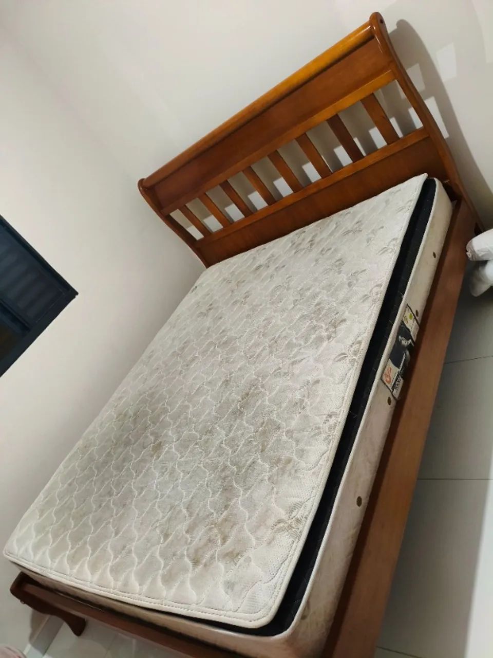 Cama Madeira Maciça + colchão - Foto 2