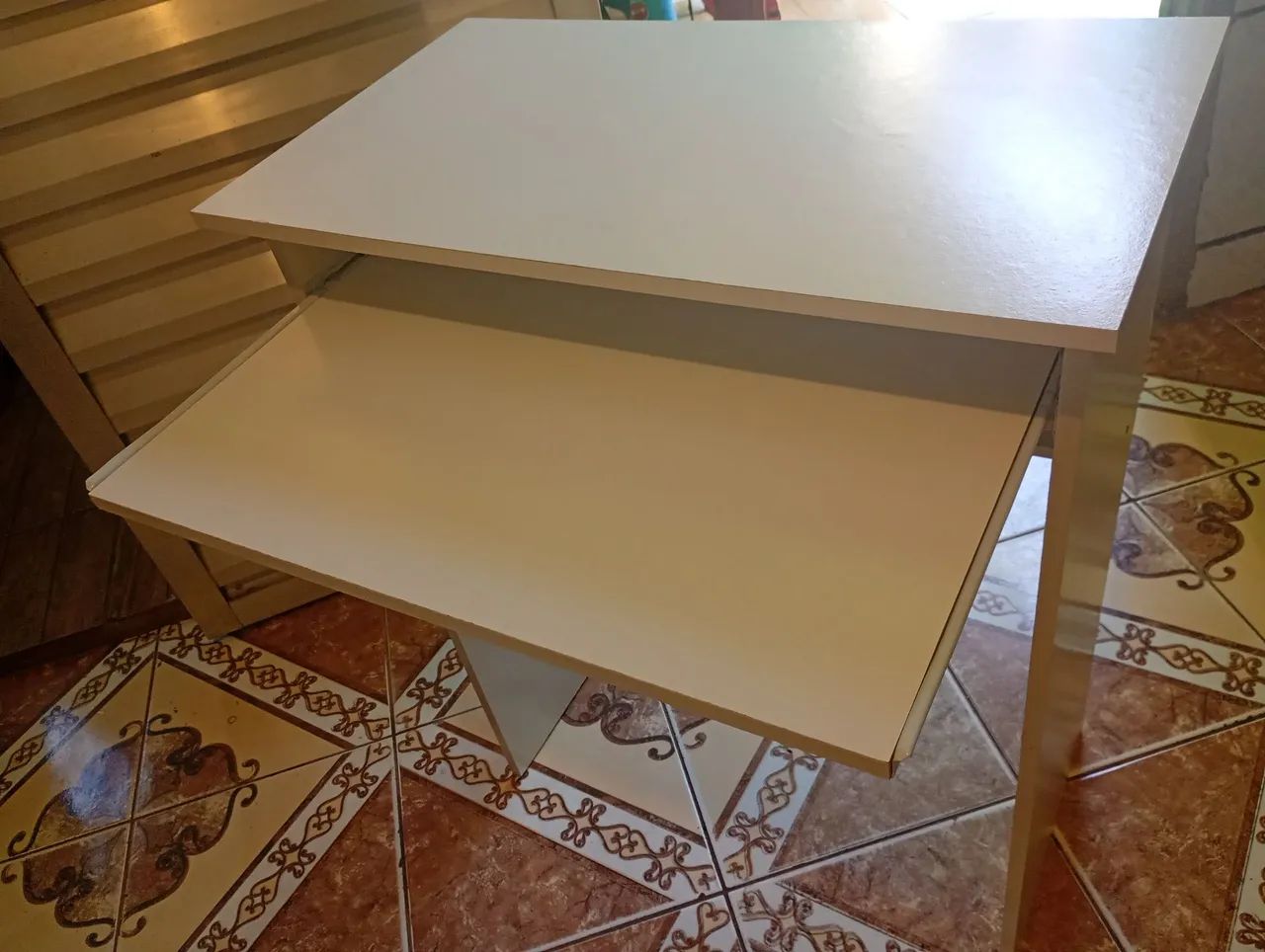 Mesa Escrivaninha simples 