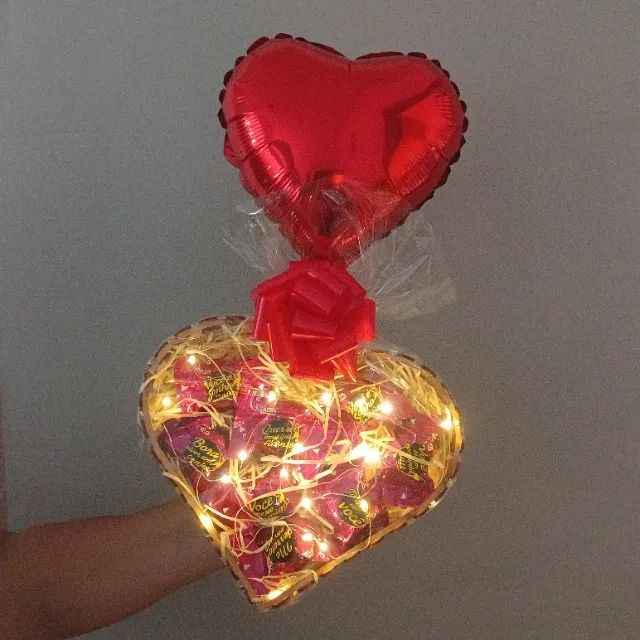 Kit Presente Coração Iluminado com Bombom Sonho de Valsa