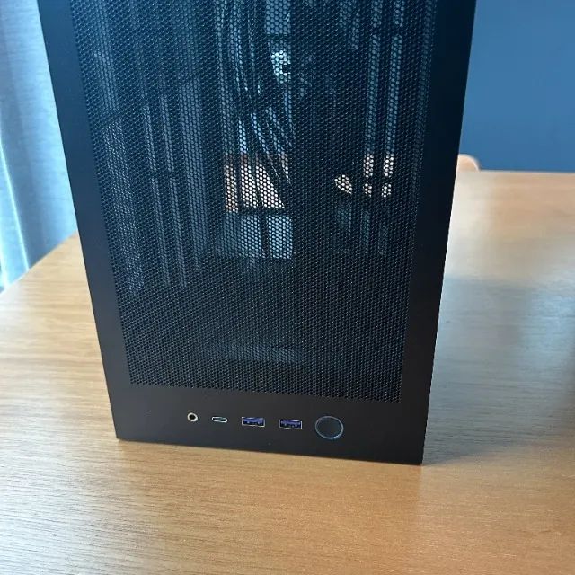 Gabinete Mini ITX NZXT H2 Flow PCIe 5.0 - Foto 4