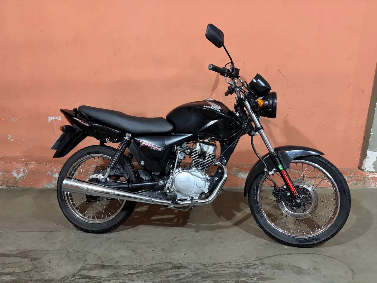 TITAN 150  ANO 2008 