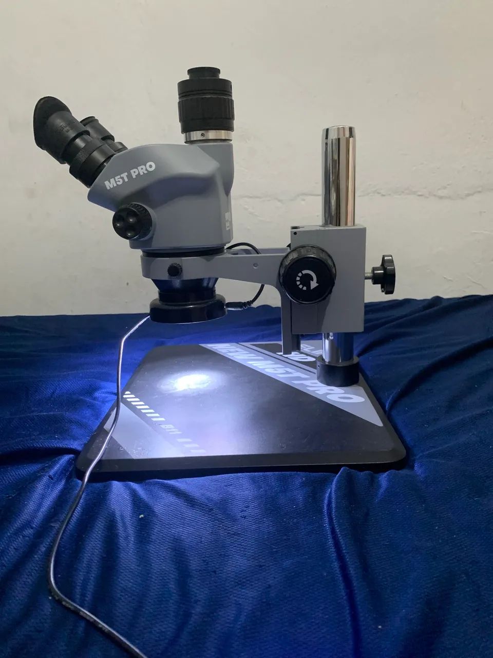 MICROSCÓPIO TRINOCULAR ASSISTÊNCIA TÉCNICA 