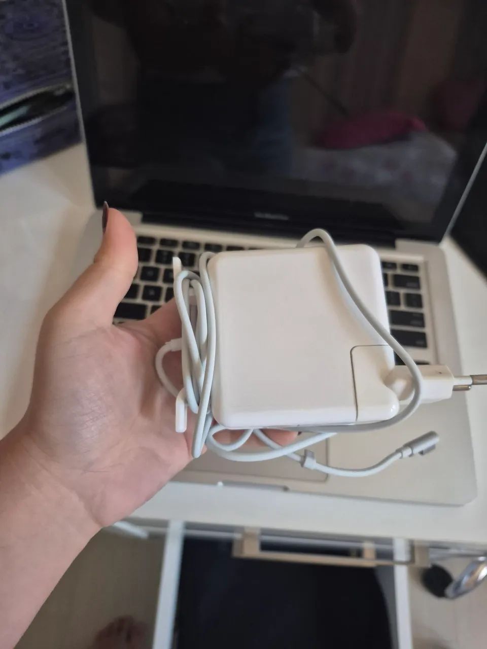 Macbook Pro 2010 - Apple - Foto 2
