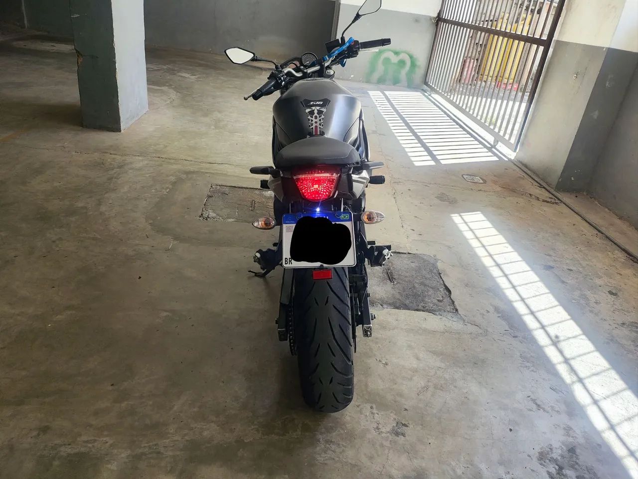 XJ6 -  2017  - Foto 3