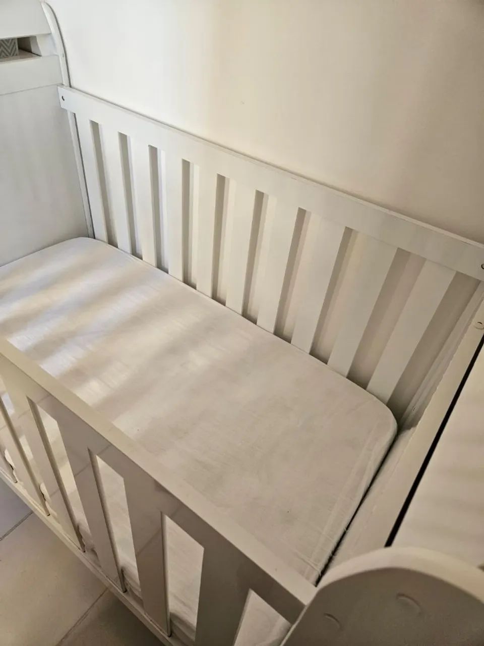 Vendo berço com colchão 
