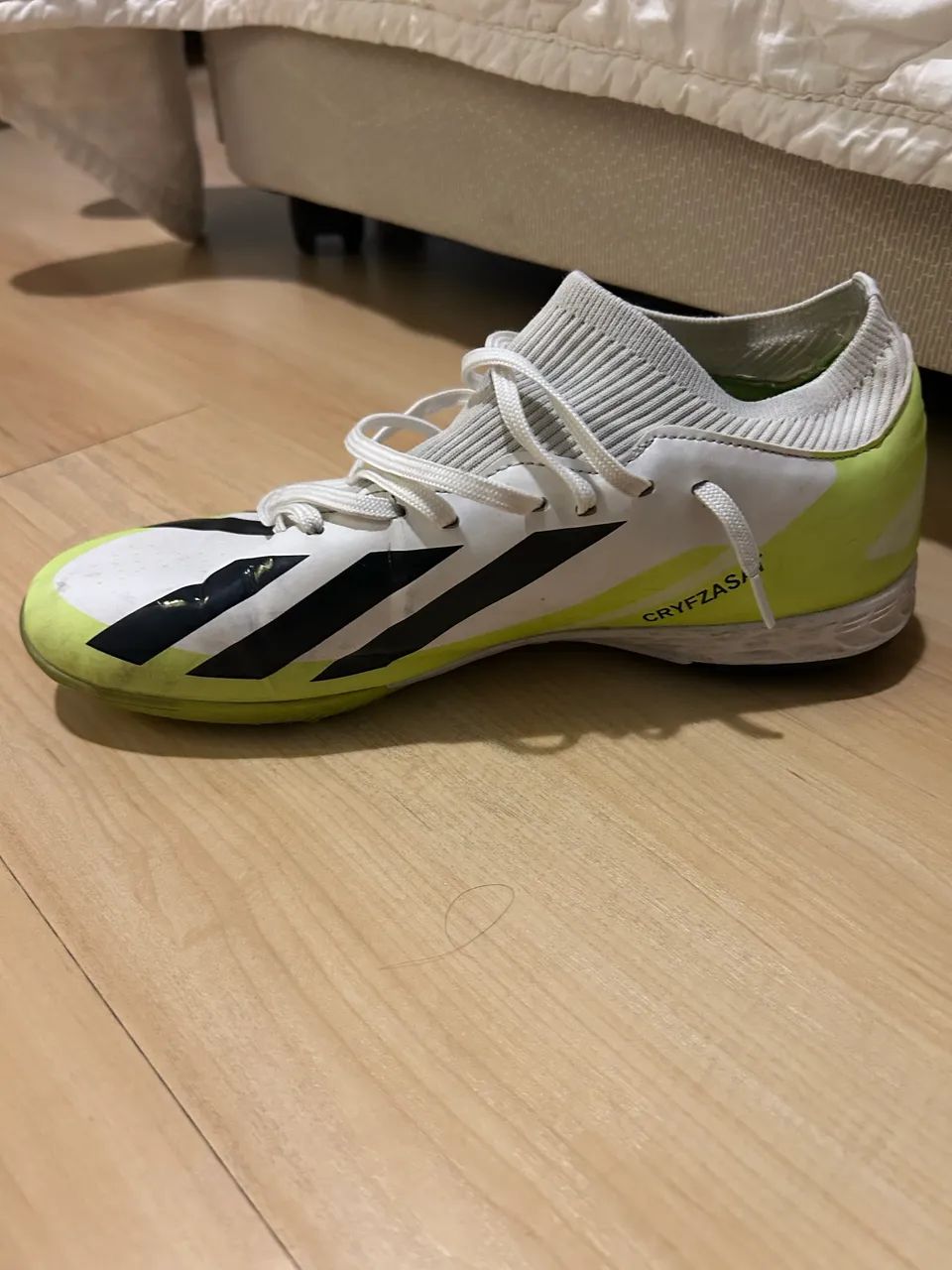 CHUTEIRA ADIDAS SOCIETY CRAZY FAST,tamanho 41 - Calçados