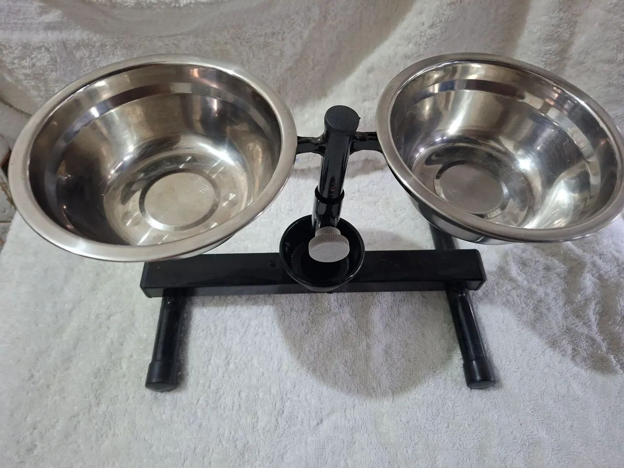 Comedouro e bebedouro p/ gatos  - Foto 2