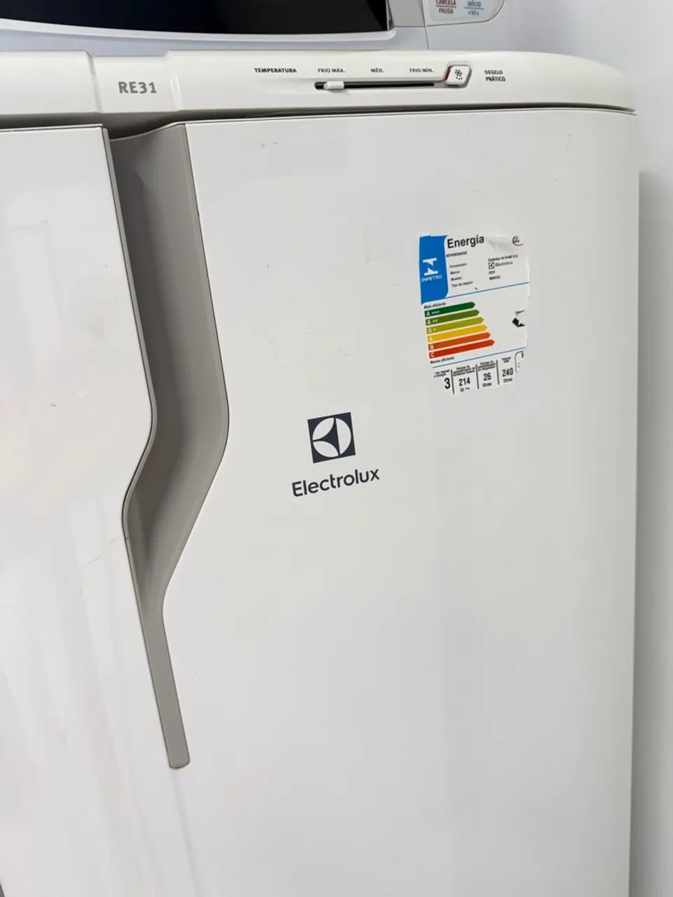 Geladeira Eletrolux 240L - Foto 2