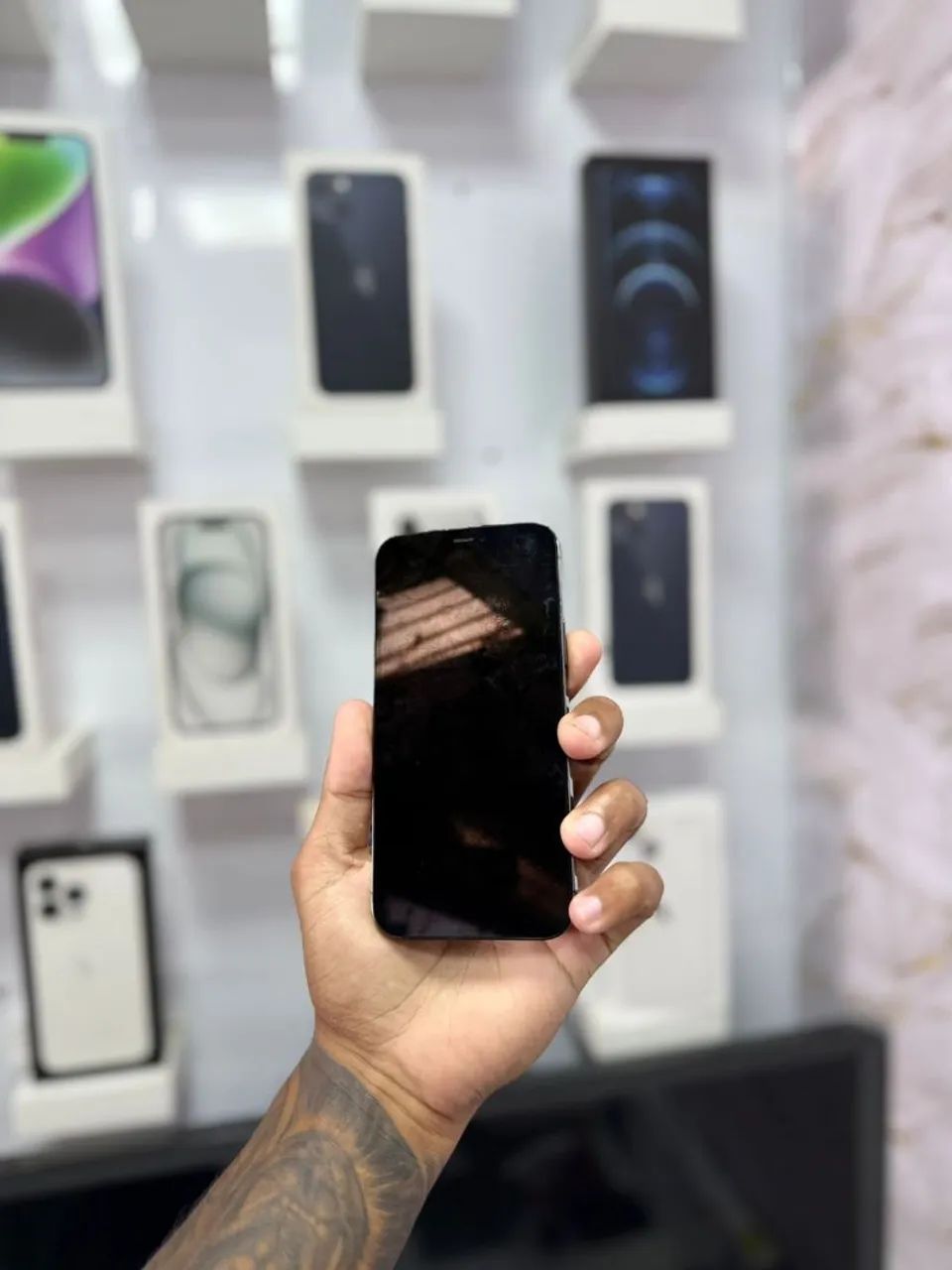 IPHONE 12 PRO 256GB <br>R$ 2.299,00 - Foto 3