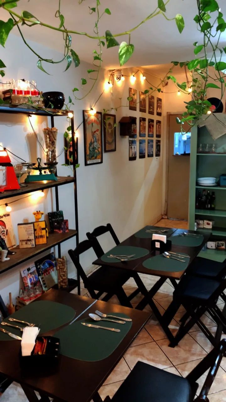 ATENDENTE RESTAURANTE / DELIVERY 