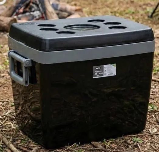 Caixa Térmica Mor com Capacidade 75L