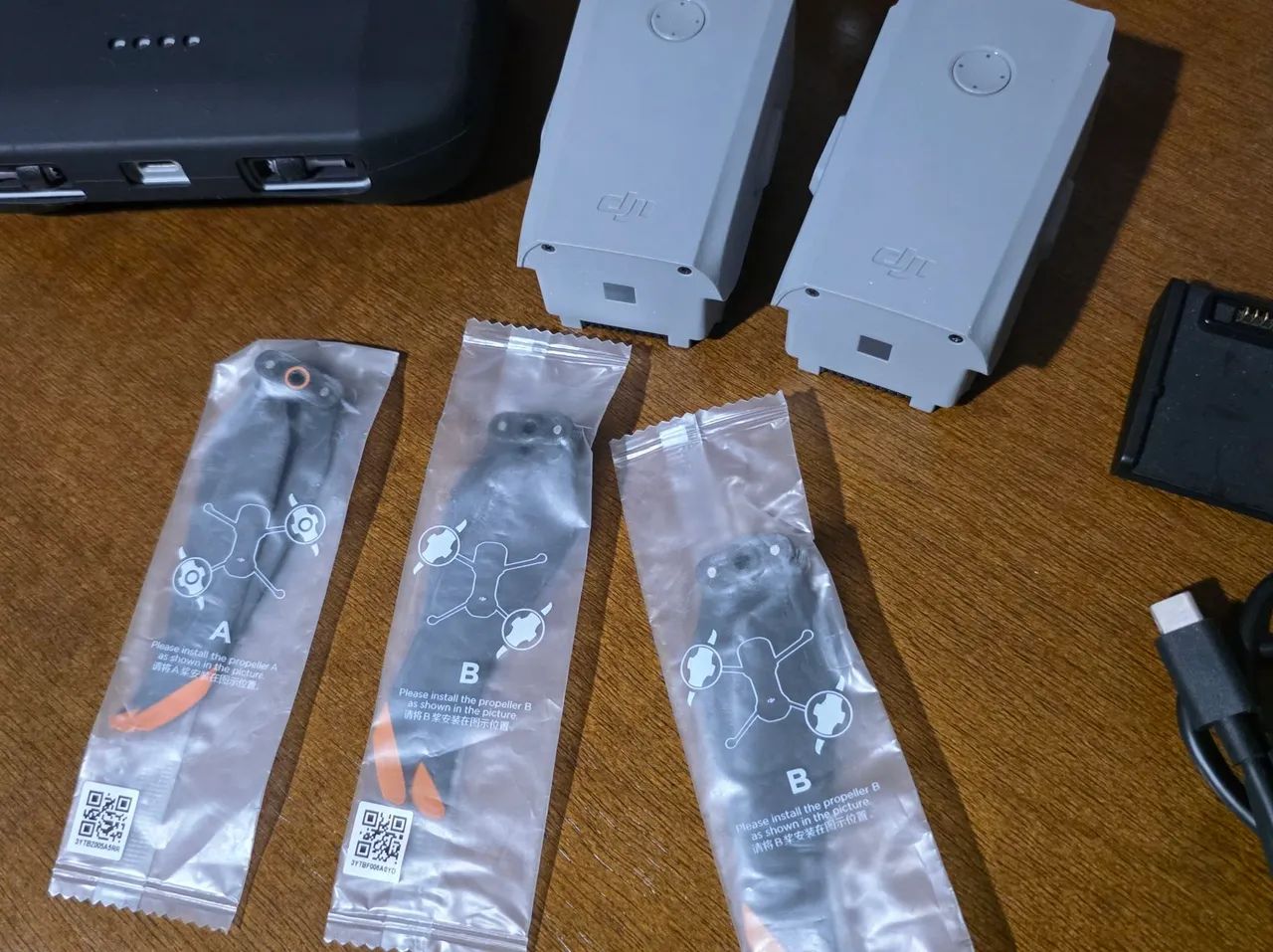 Drone DJI Air 2S kit flymore combo - Foto 3