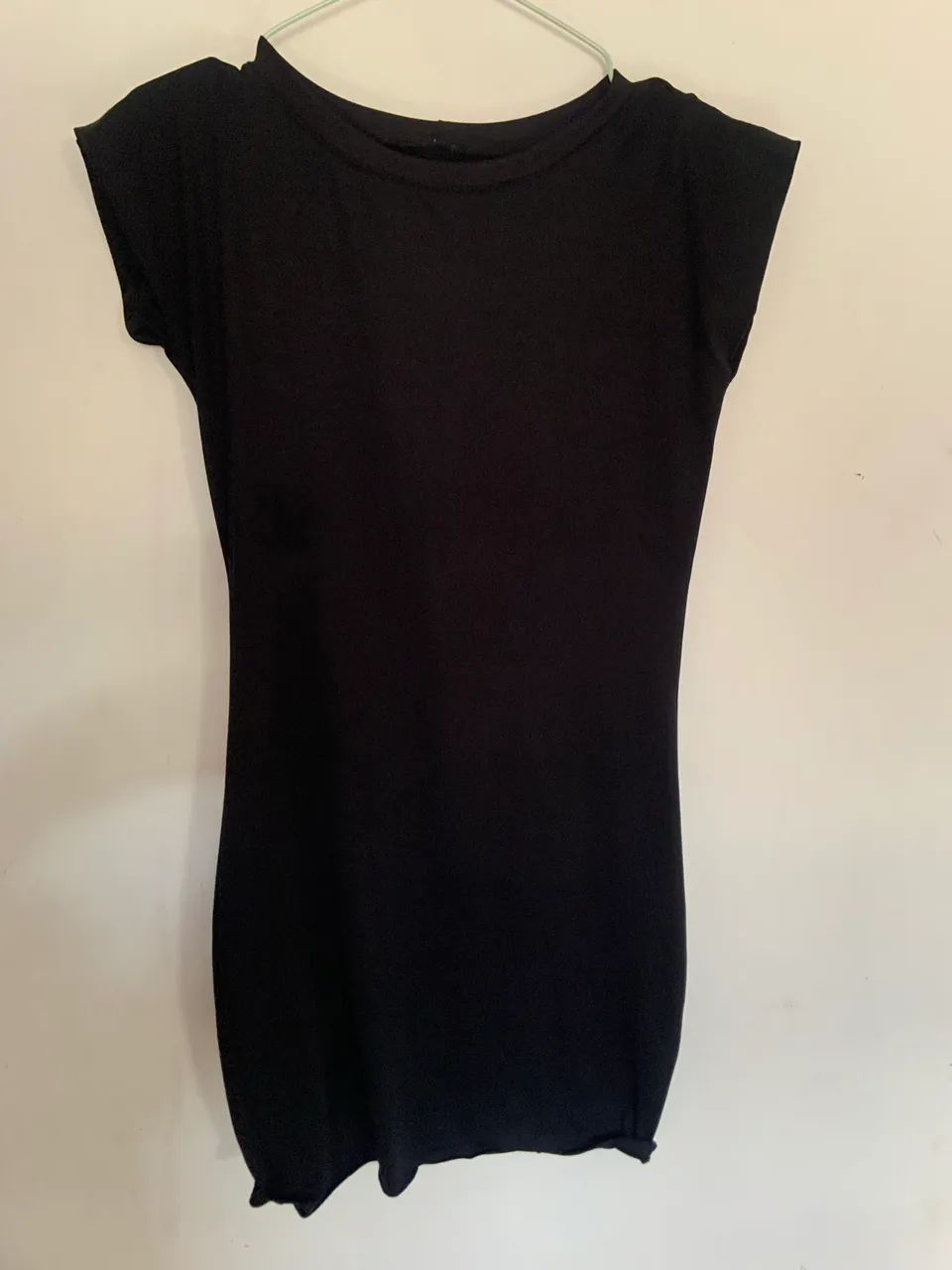 4 vestidos por 100,00 - Foto 3